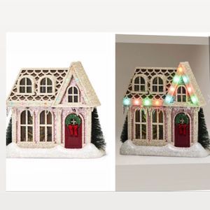 Bath & Body Works Christmas HOLIDAY COTTAGE NIGHTLIGHT Wallflower New With Tags